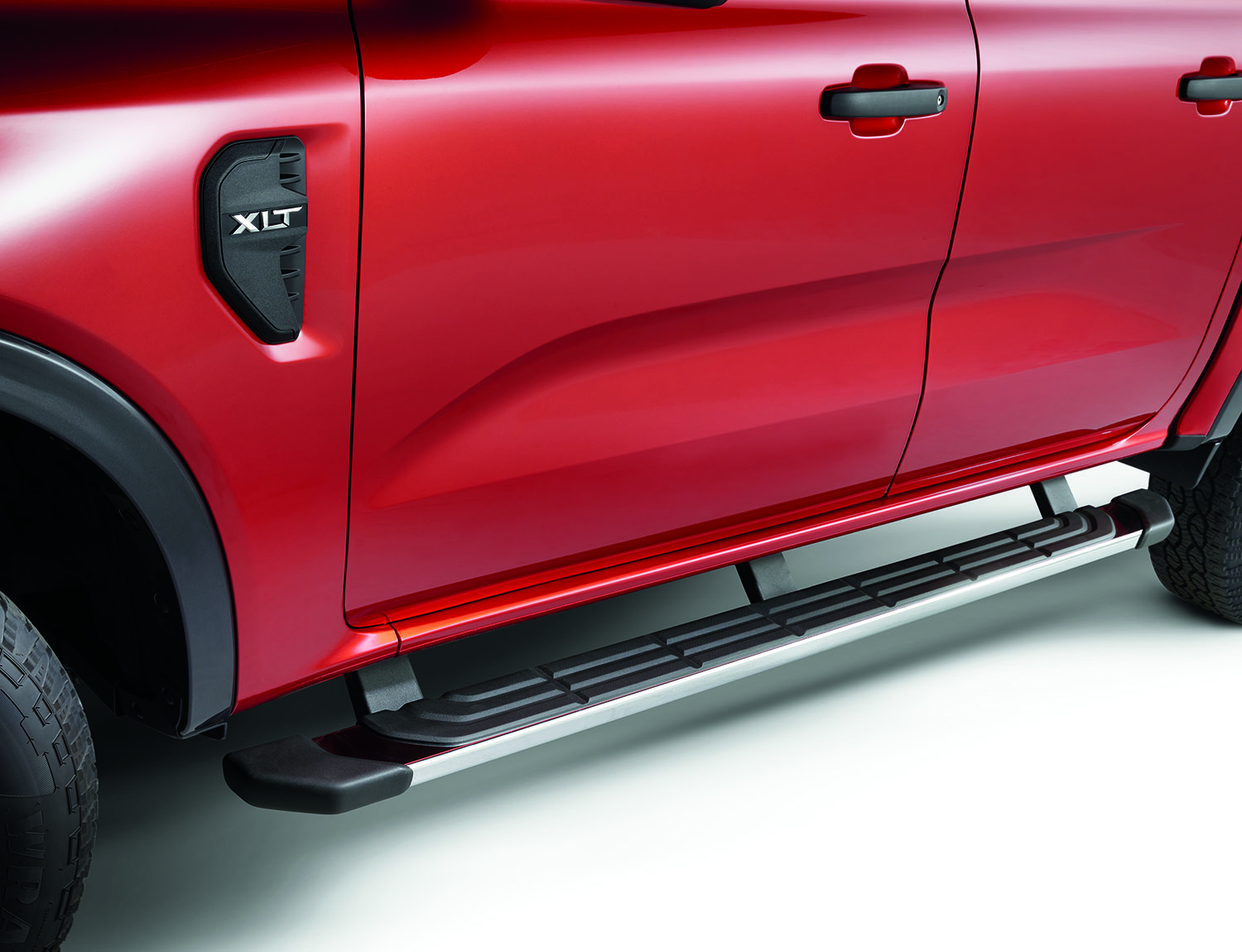 Chrome Plated Rectangular 5 Inch Step Bars | Accessories | Ford.com