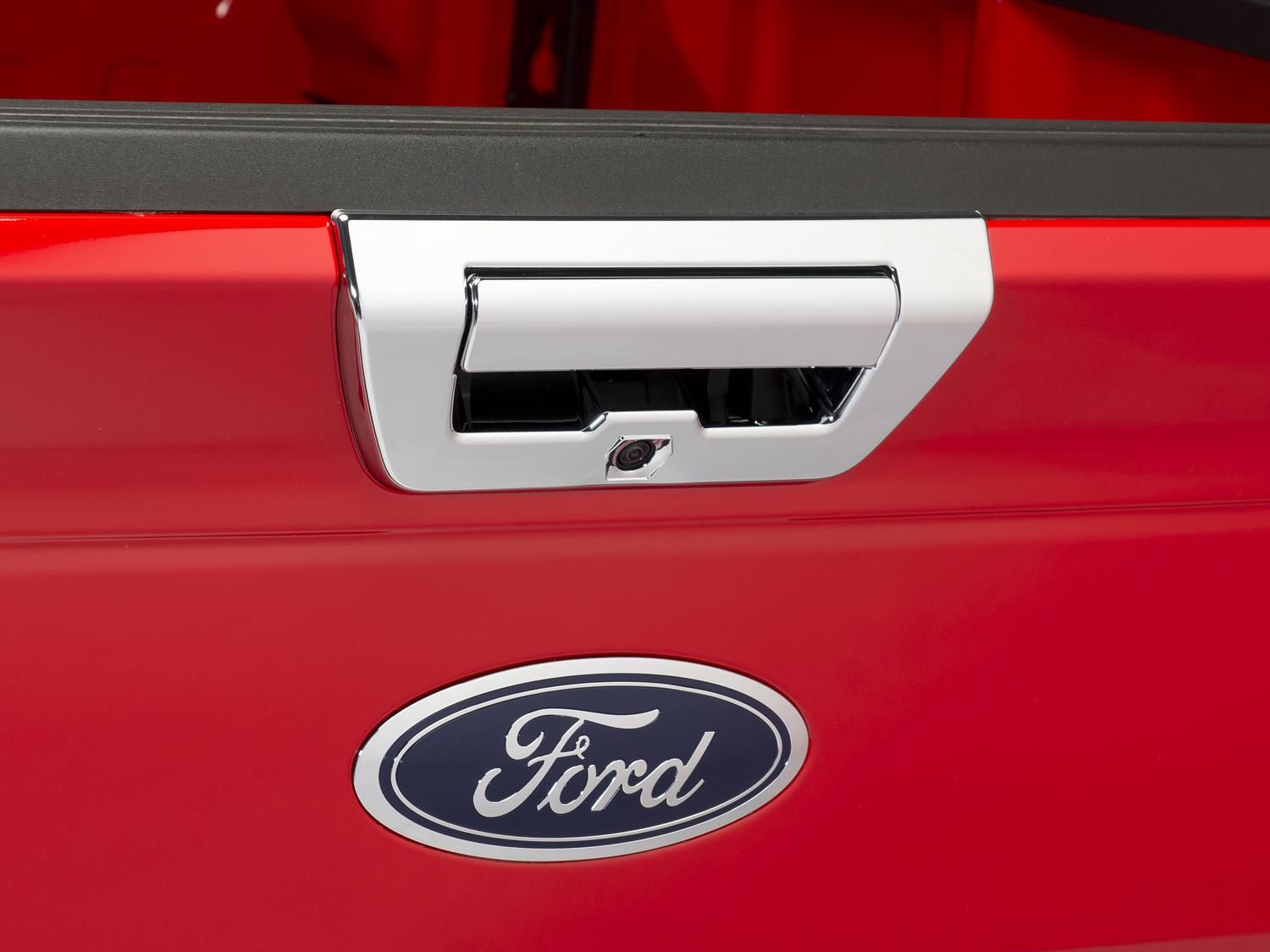 Image for Tailgate Latch Trim - Chrome, Electric Without LED from AccessoriesCanada