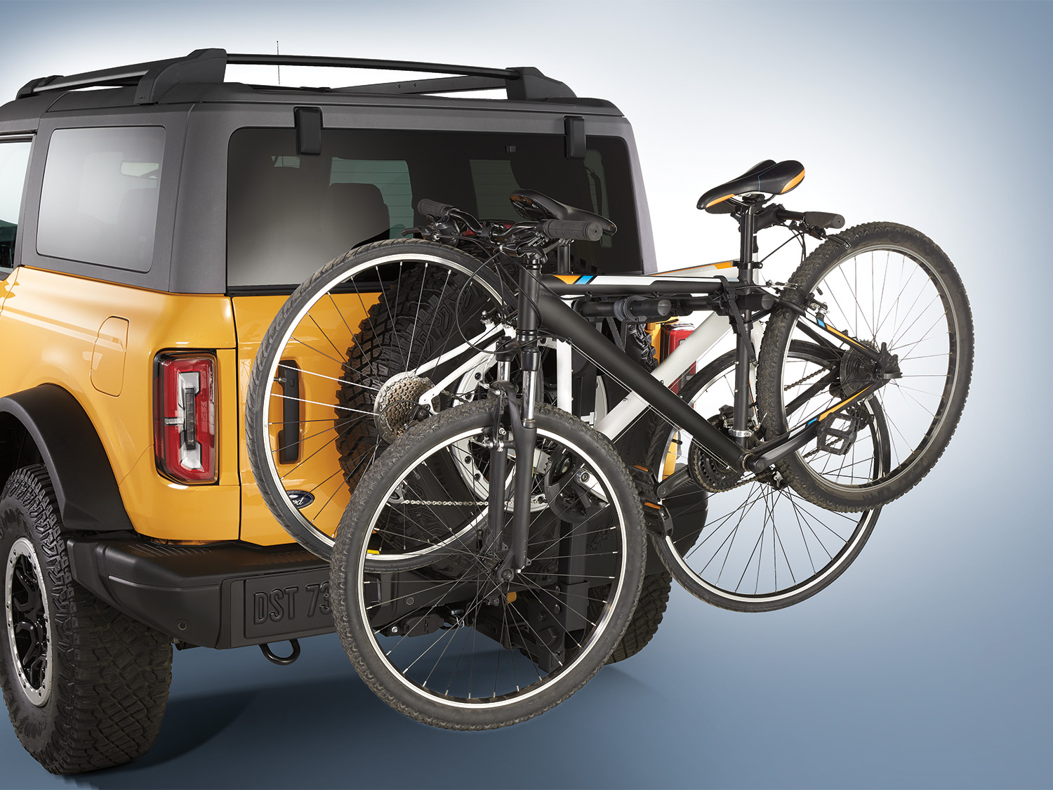 Image pour Supports et porte-bagages THULE – Porte-bicyclettes sur récepteur d’attelage de remorque, deux vélos à partir de AccessoriesCanada