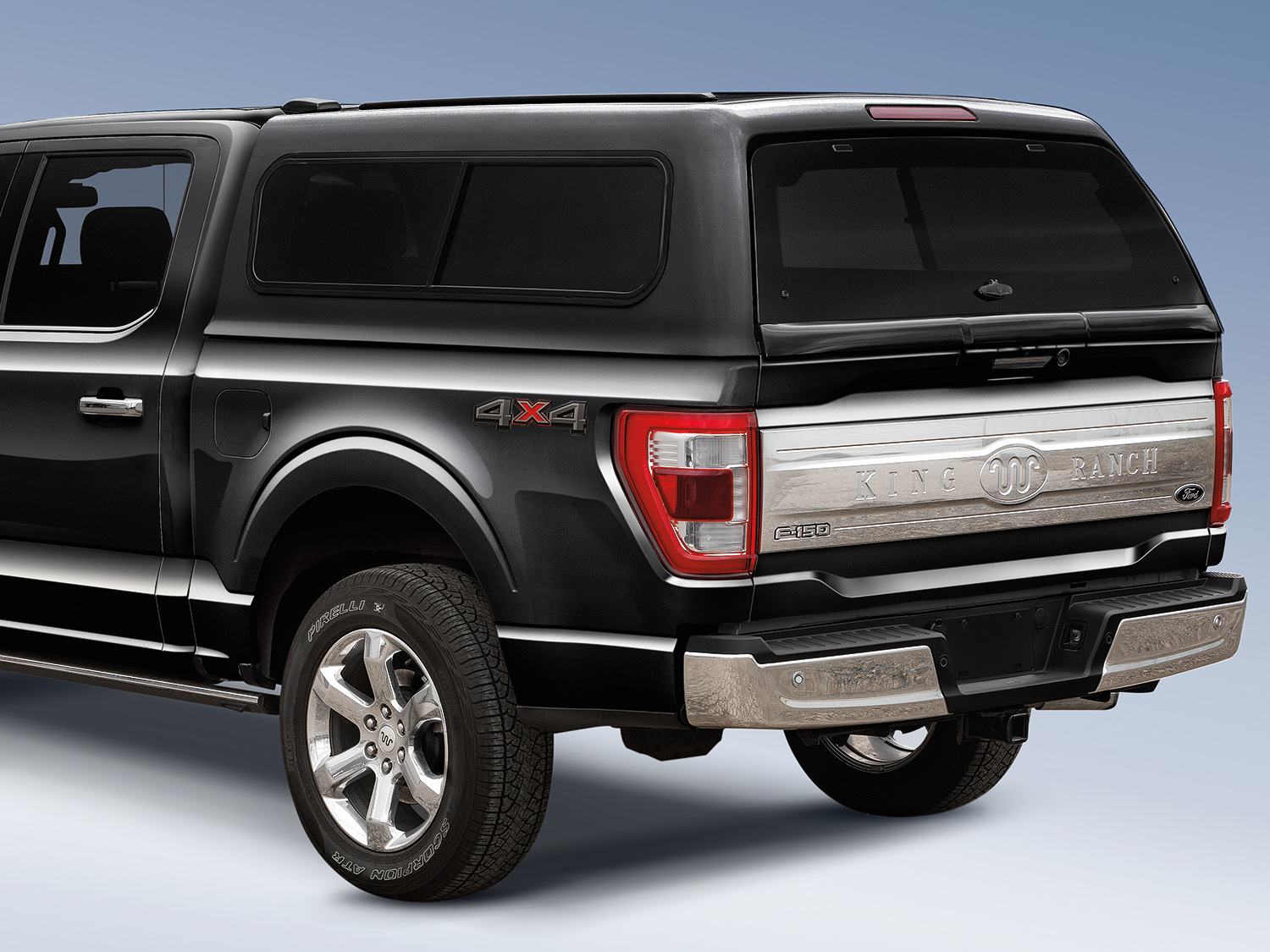 F-150 2021-2025 Leer Group Agate Black CabHigh Sport Bed Cap