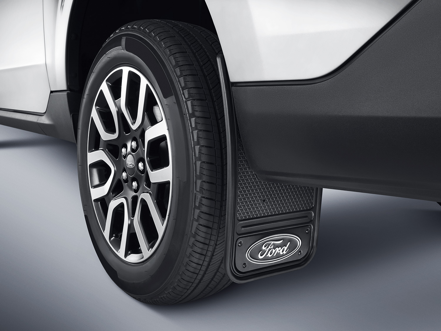 Image for Splash Guards - Gatorback, Rear Pair, Heavy-Duty, Black Oval Logo on Black Surround from AccessoriesCanada